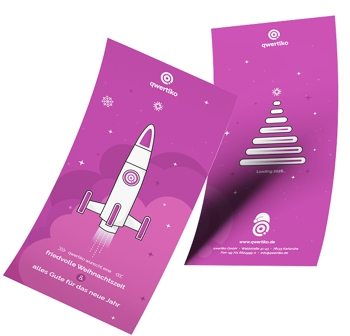 Zwei lila Papierkarten mit Raketen- und Weihnachtsbaum-Illustrationen aus Papier